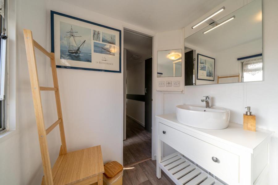 Gites Le Bois Berranger Saint-Urbain  ห้อง รูปภาพ